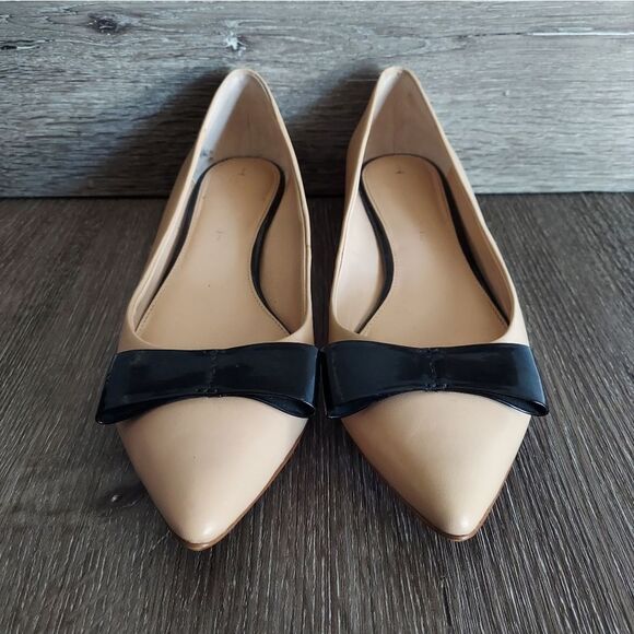 Banana Republic Carter Bow Flat - Pointed Toe - Size 9.5 - Picture 2 of 9